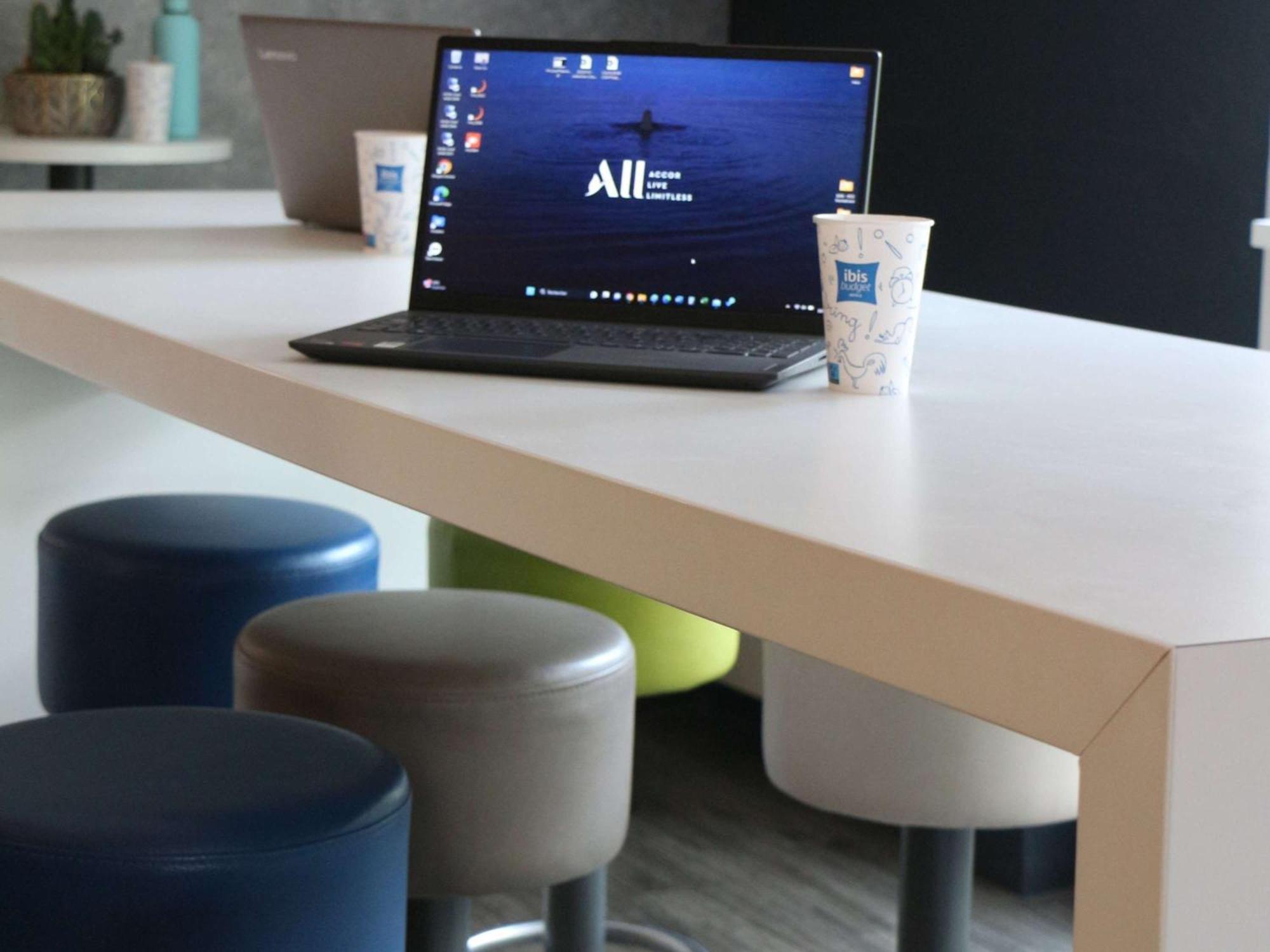 Ibis Budget Agen Le Passage  Exterior foto